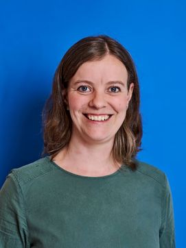 Dr. Julia Grauvogel