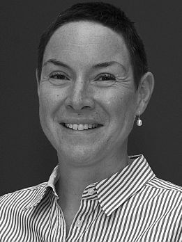 Dr. Alexandra Schweiger
