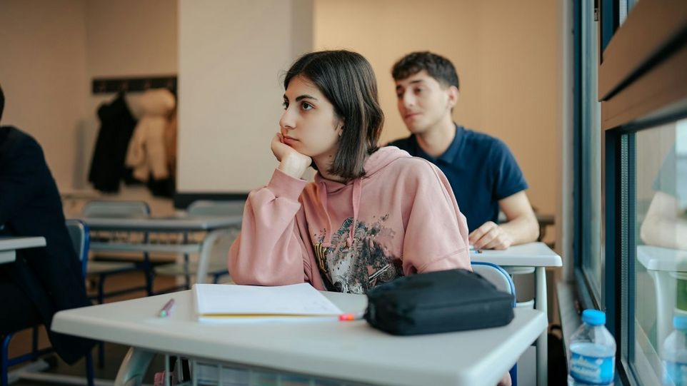 Schüler im Klassenraum