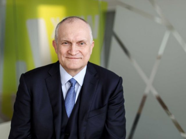 Portrait Christoph M. Schmidt