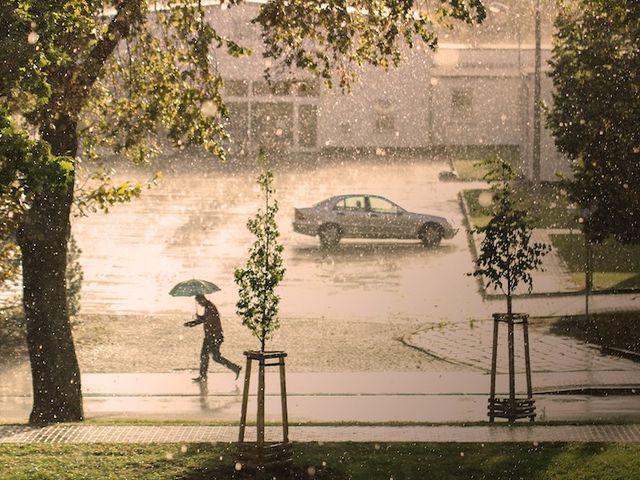 Straße im Regen