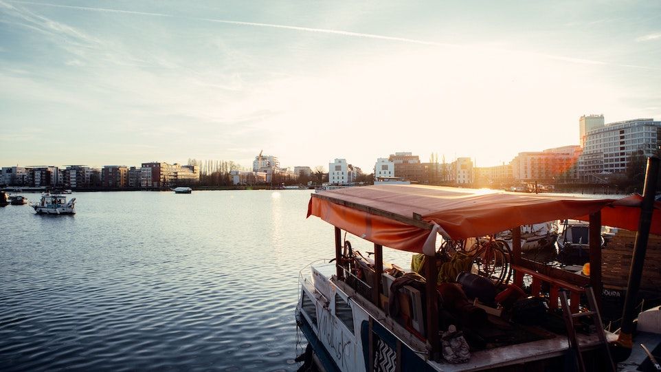 Lake Rummelsburg in Berlin in the evening light