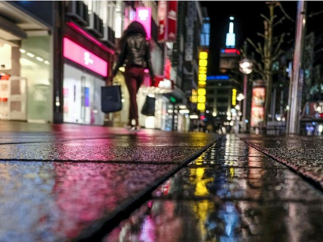 Königsstraße Stuttgart at night