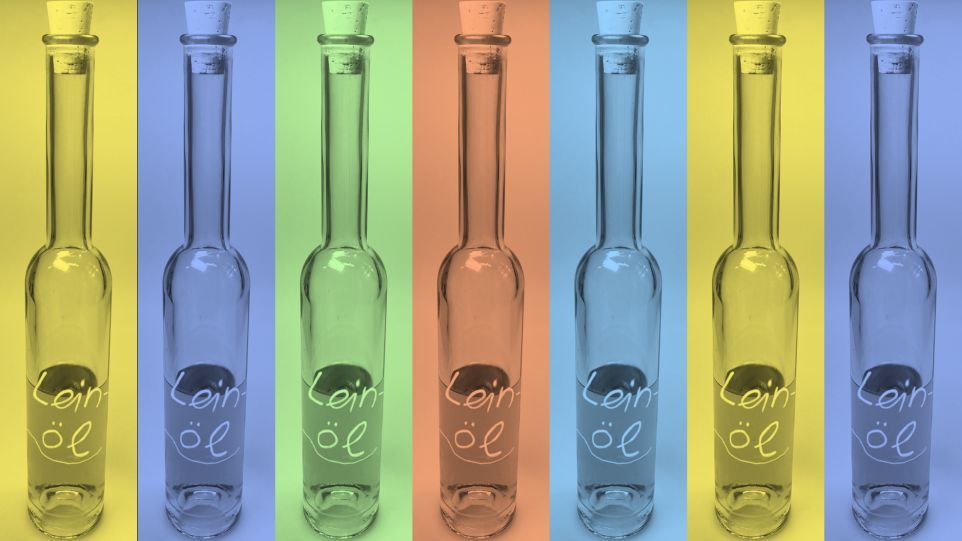 Collage aus Fotos einer Leinölflasche