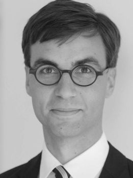 Dr. Johannes Bronisch