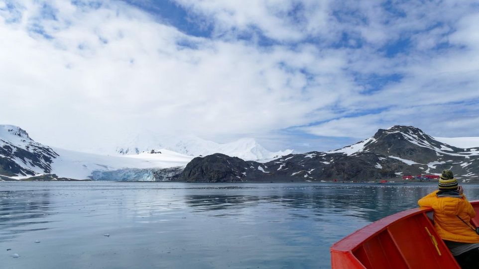 Clouds and mountains in the Antarctic