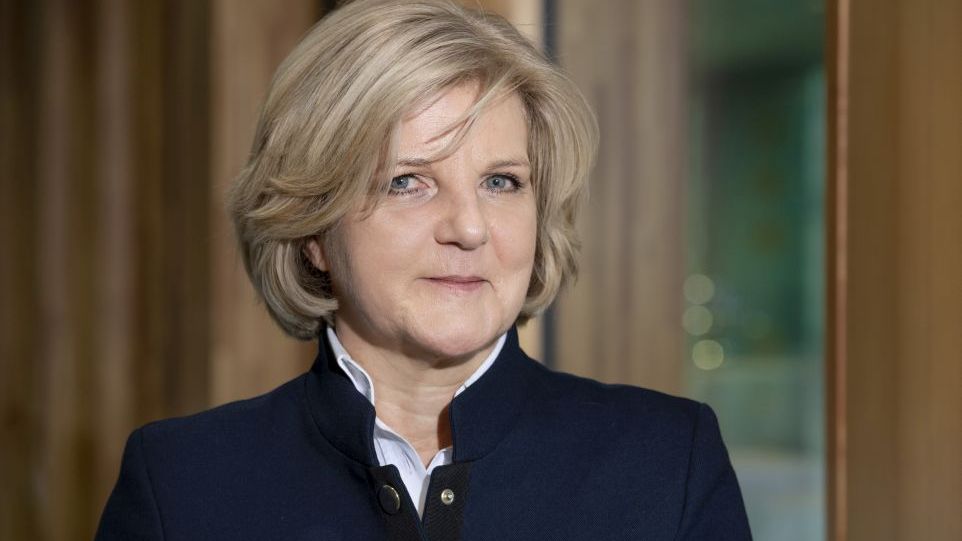 Freundliches Porträt von Martina Brockmeier