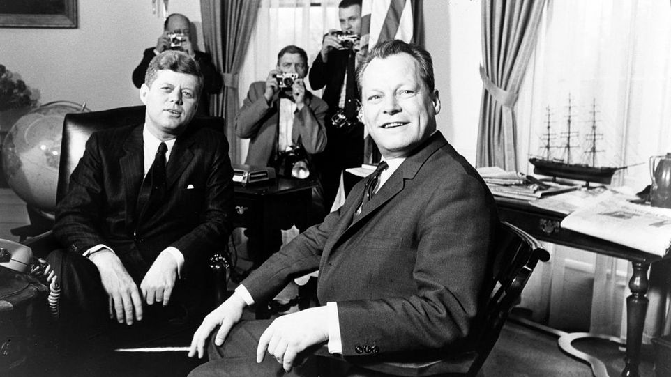 John F. Kennedy und Willy Brandt